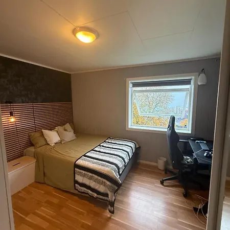 Kwatera prywatna Charming Private In Great Location *